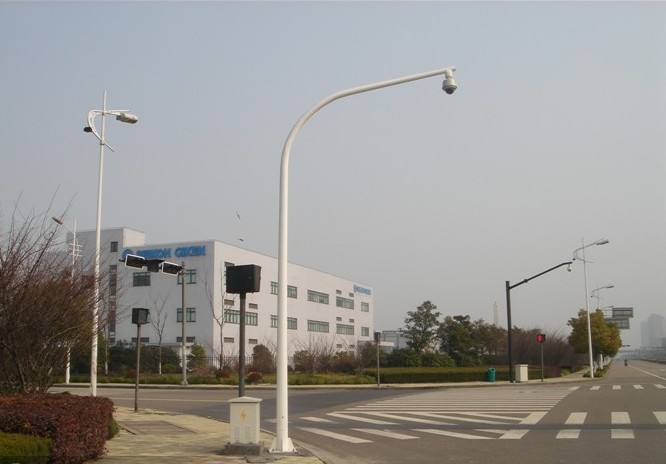 监控杆