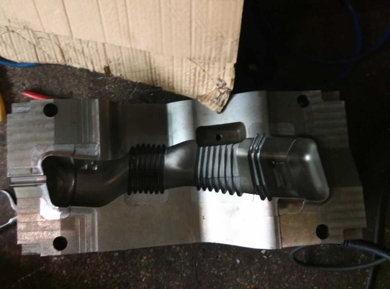 东莞吹塑模具加工模具订做