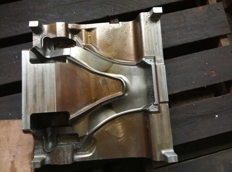 东莞吹塑模具加工模具订做