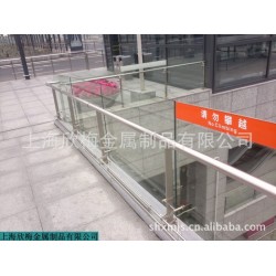 供应中庭栏杆、不锈钢栏、钢栏杆、中庭玻璃栏杆。