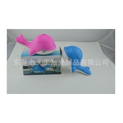 创意小鲸鱼加湿器 多功能迷你加湿器 雾高颗粒细不湿桌面净化空气
