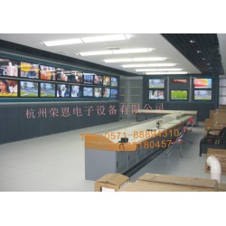 订制豪华电视墙，监控电子墙组合操作平台，多屏幕放置柜操作系统