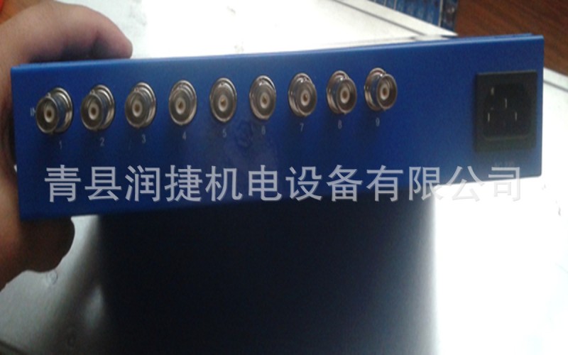 热销 专业生产电路板机壳 广告机箱 金属机箱机壳定制加工厂家