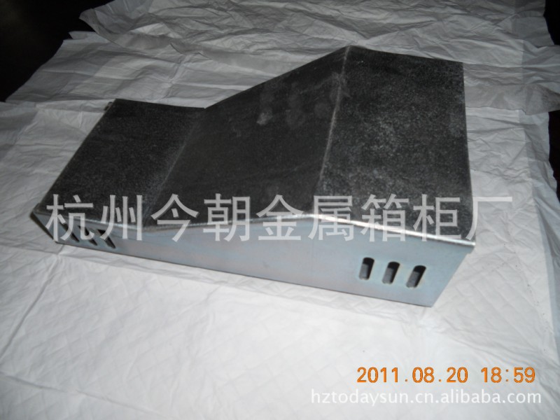 钣金加工 定制非标电缆桥架 线槽 线槽弯头