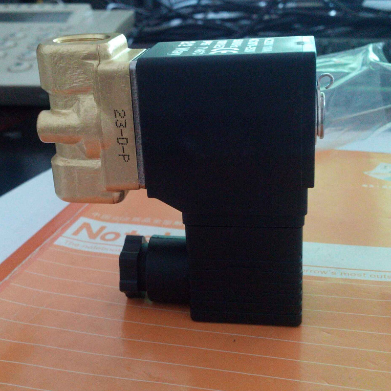 正宗亚德客电磁阀