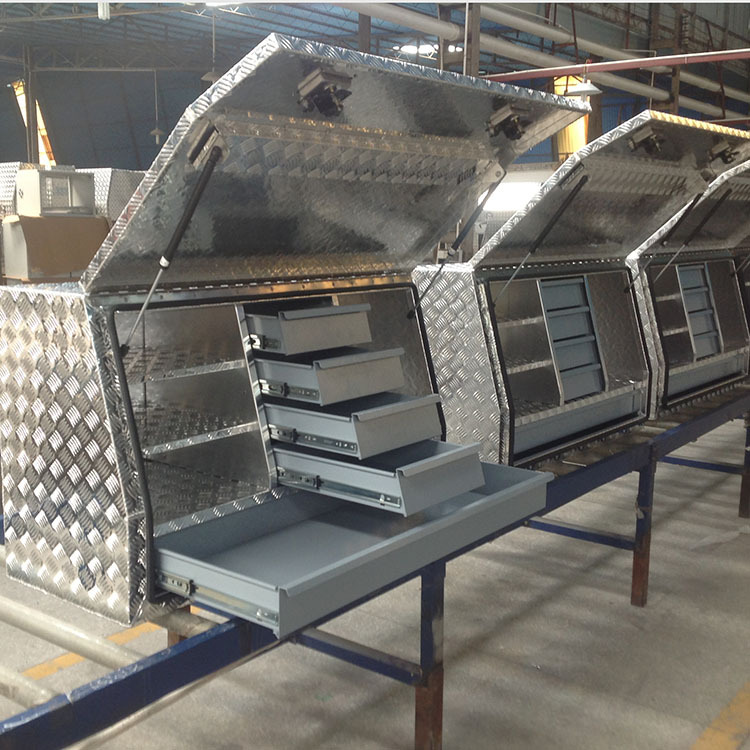 【朗日新】专业钣金加工功放储物箱 佛山厂家专业生产储物箱