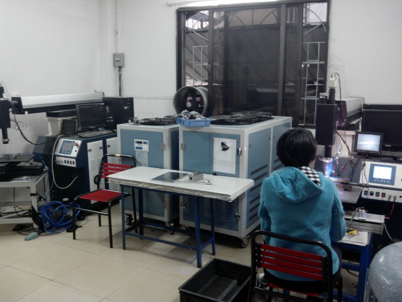 不锈钢键盘激光焊接加工 键盘铆钉激光焊接加工 铆钉激光焊接加工