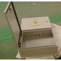 供应金属箱 防水小铁箱 防水动力箱 可定做 钣金加工