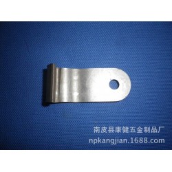 南皮康健五金冲压件厂供应冲压件精密五金冲压件汽车配件钣金件