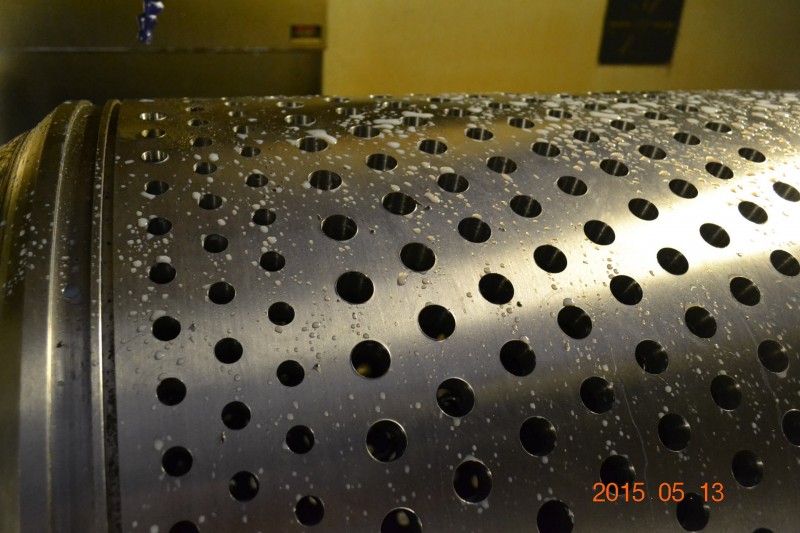 大型SUS304不锈钢带625个过滤锥孔的过滤器