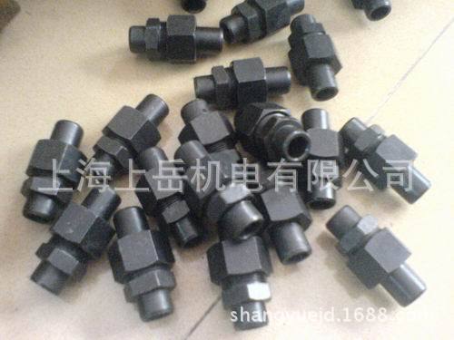 JB977锥面焊接式铰接油口接头OEM扩口式可调向锥螺纹三通接头体