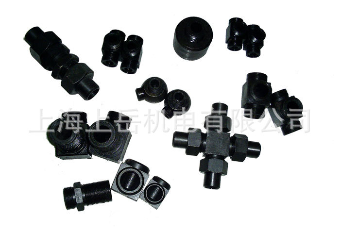 锥面焊接式可调向铰接式油口高压三通端卡套式套管软密封平面接头