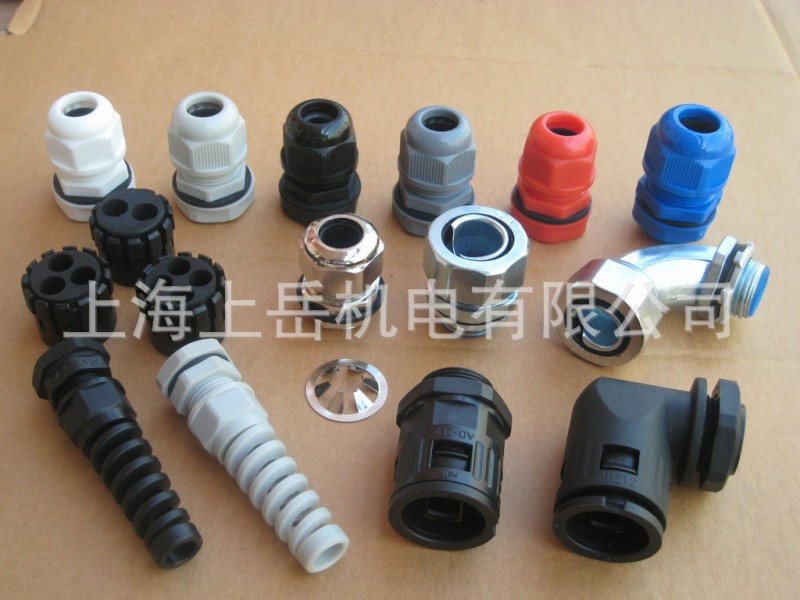 铸铝锌合金防爆金属螺旋软管防水接头钣金桥架防爆电缆盒