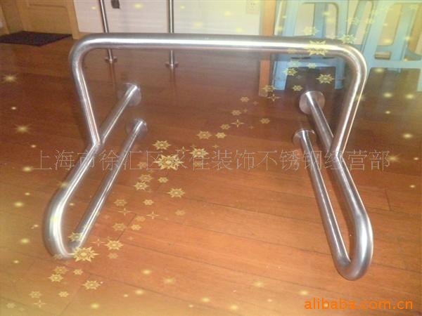 供应老年人 残疾人无障碍卫生间小便池不锈钢安全扶手