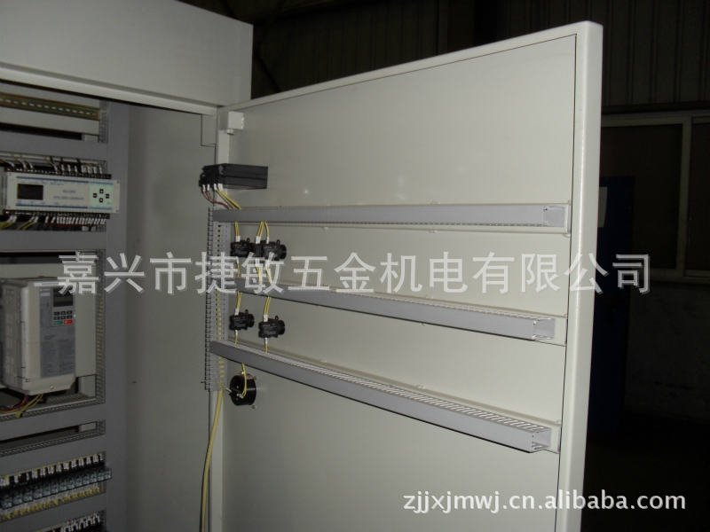 供应不锈钢卧式配电柜