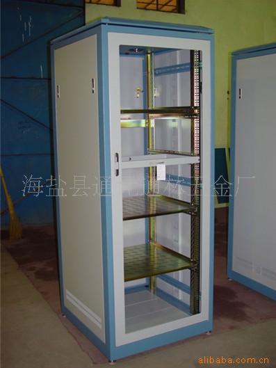 提供钣金加工各类箱体、操作台、立柜等加工