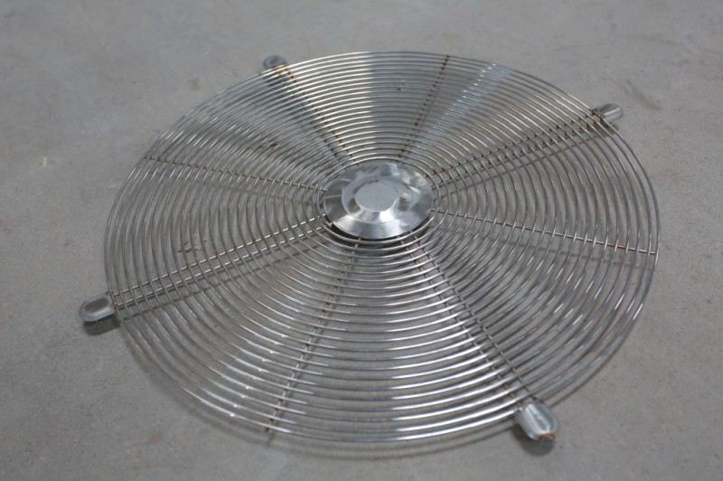 提供风扇防护网碰网加工毅青金属制品有限公司