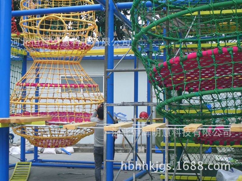 厂家生产儿童拓展器材、器械、设备、儿童探险乐园