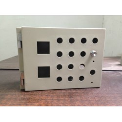 按钮盒  通用按钮盒  多孔按钮盒  温控仪按钮盒