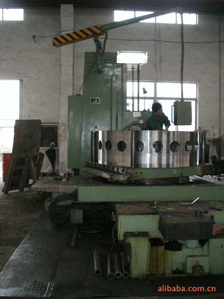 加工 上海嘉定工厂专业对外提供孔类大型机械