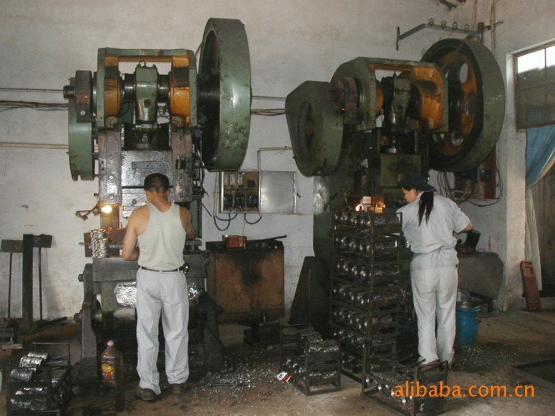 上海工厂提供板带件冲压冷作加工(来图,来料,也可提供设计)