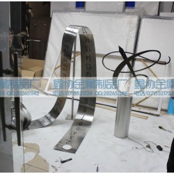 不锈钢服装玻璃窗造型展示 蚀刻长尺不锈钢 不锈钢圆桶加工