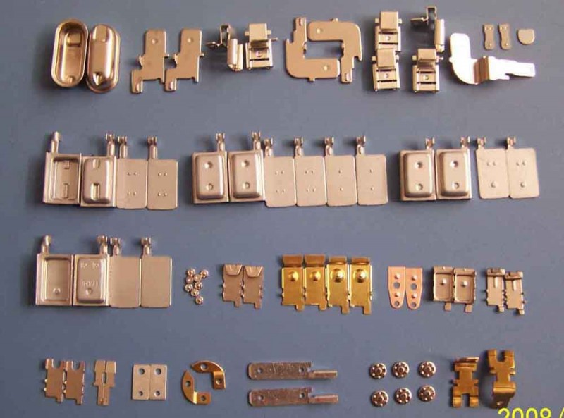 迪易厂家长期供应五金件加工 五金冲压件来图来样专业定制