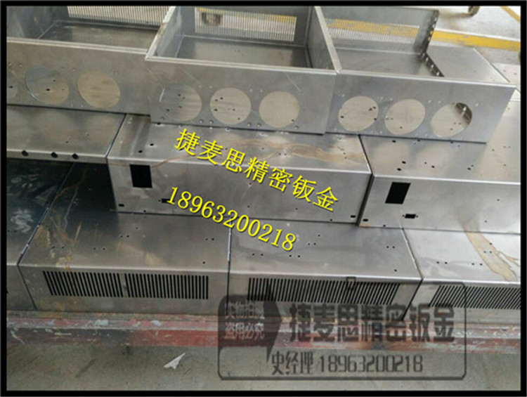 滕州钣金加工 精密折弯加工 机箱外罩 机箱外壳 电柜制作