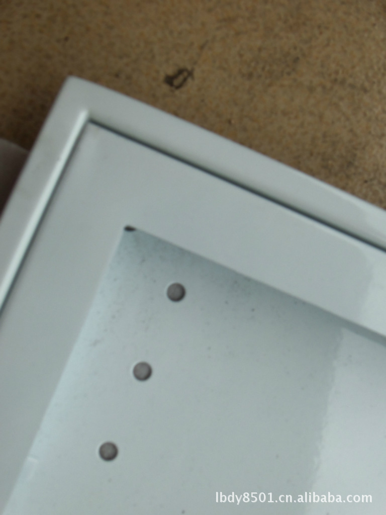 提供优质LED面板灯外壳钣金加工