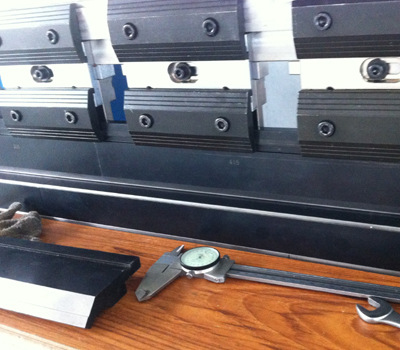 laser cutting service 电梯配件加工 电梯面板 钣金加工