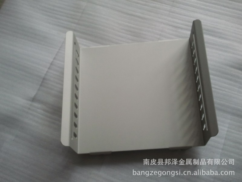 常年供应高品质精密五金冲压件/钣金件