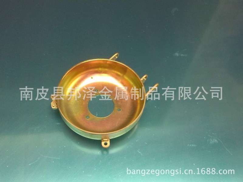 供应精密钣金件、不锈钢冲压件、各种材质的金属制品