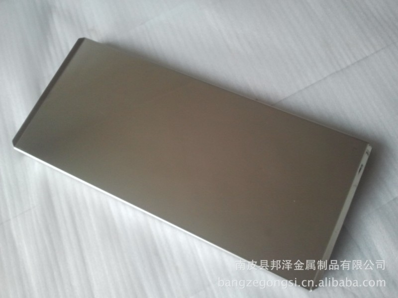 厂家常年供应精密钣金件、冲压件、不锈钢金属制品来图来样加工