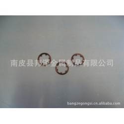 厂家常年经销精密五金冲压件，钣金件，拉伸件等。