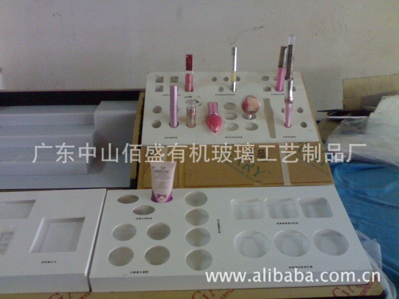 有机玻璃亚克力化妆品展示架