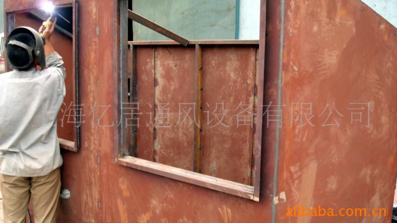 供应管道消音器、风机消音器、静压箱焊接加工