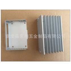 【厂家加工】白色散热器、铝型材散热器
