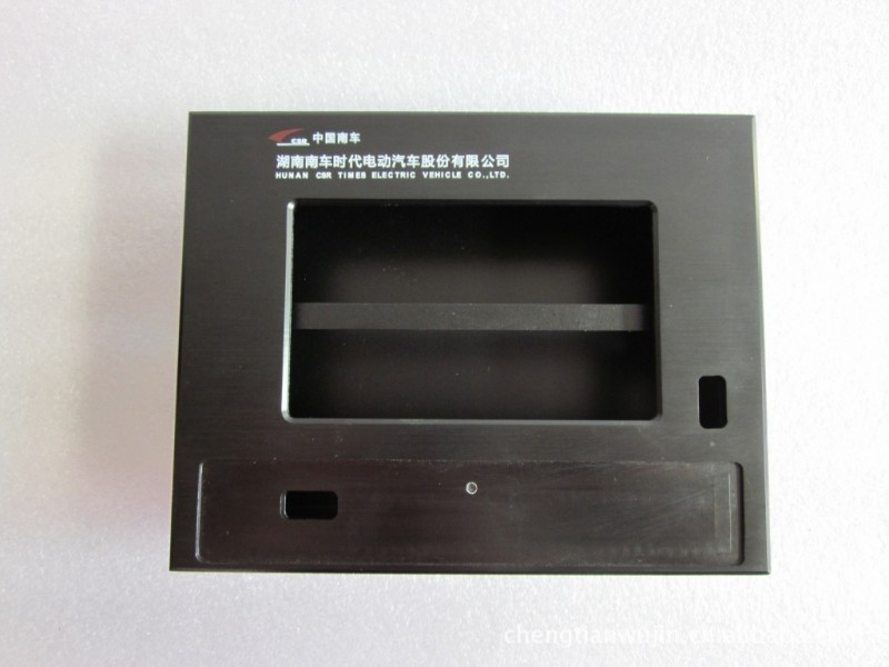 十寸触摸屏铝面板机箱外壳设计加工