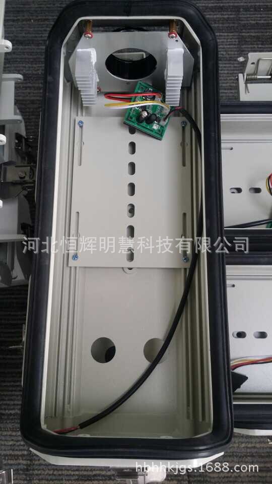 亚安同款枪机护罩4512K+50米红外质量优价格低真正厂家直销