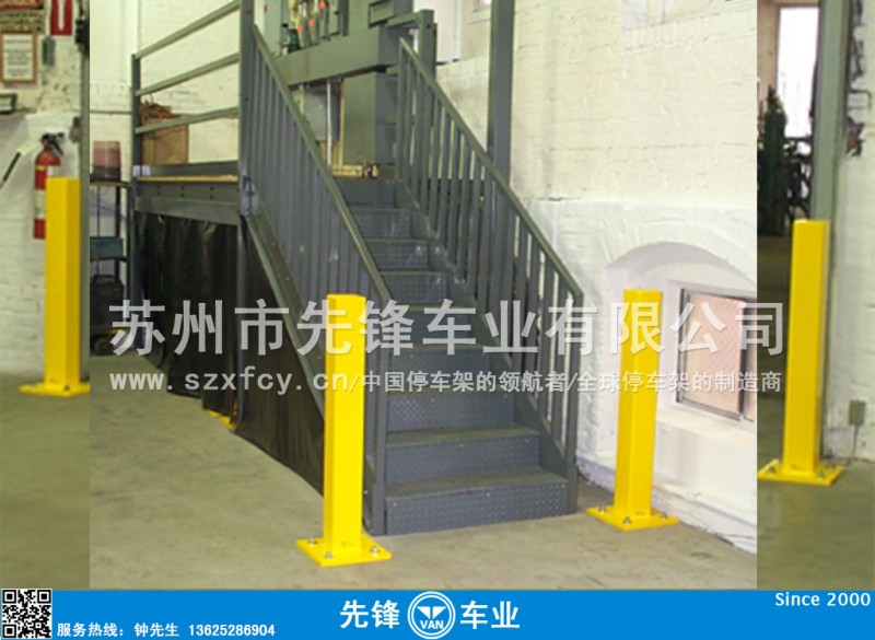 警示柱 钢质警示柱 停车场管理用的钢制警示柱 黑黄反光警示柱