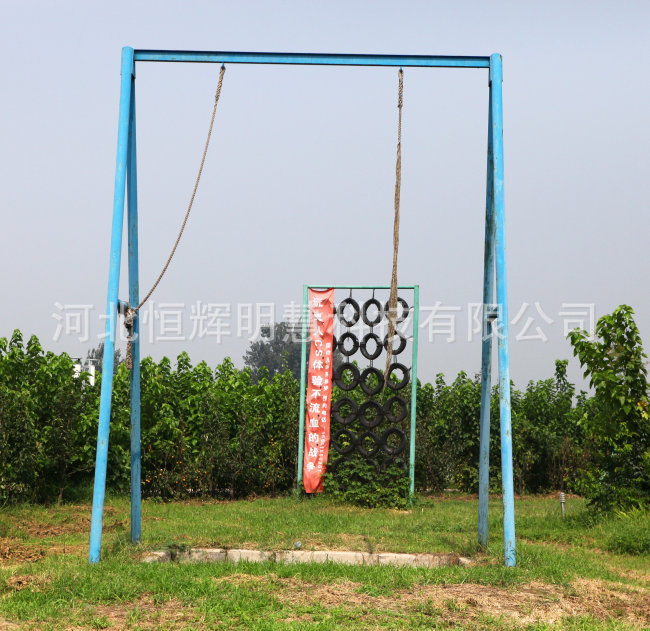 户外拓展训练设备器械实力厂家直销 天梯 空中断桥 攀岩