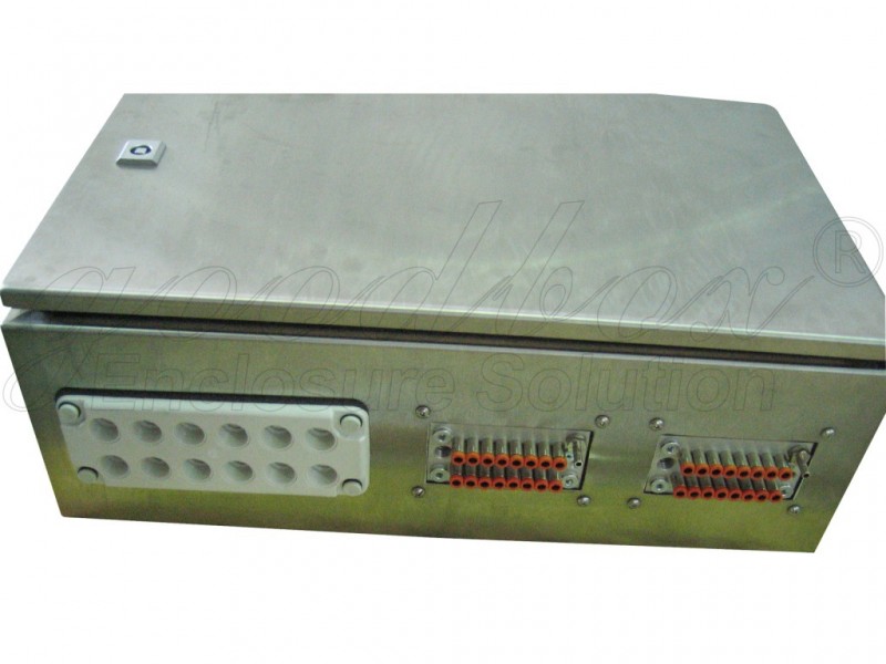 供应不锈钢视窗、电缆导入板、法兰进线、凸台进线 钣金加工