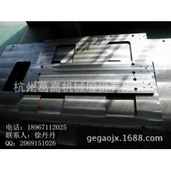 优质钣金件，折弯件，焊接件，大型端梁钢结构焊接件加工