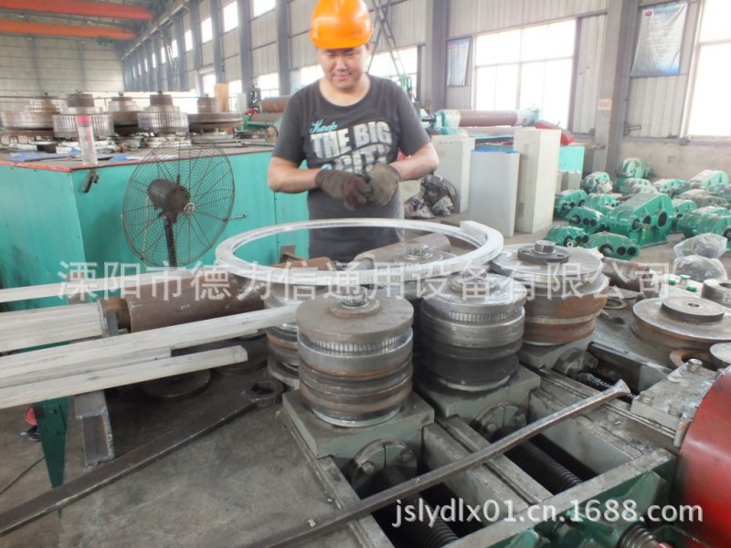 溧阳金属型材卷圆机厂家<法兰机 钢管盘圆机 角钢卷圆机>