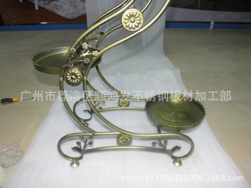 定做酒店企业家居商场花盆架.阳台架,客厅架,大三层架.铁艺花架