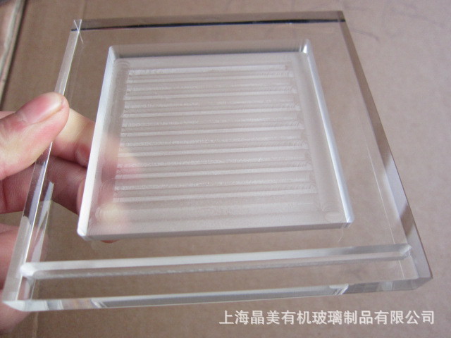 批发各种规格不同颜色有机玻璃亚克力板