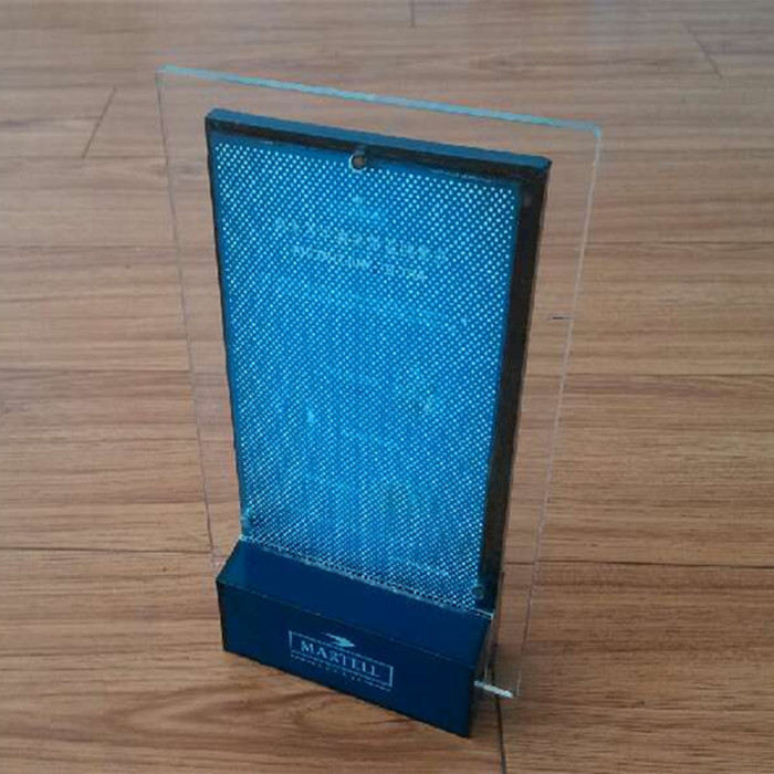 厂家可按客户要求定制各种亚克力台牌