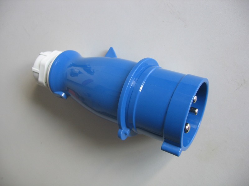 厂家直供工业插座工业防水插座 多种型号.