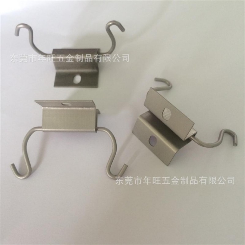 东莞专业订做 灯管用金属夹子 不锈钢线艺卡扣 灯管光源支架夹