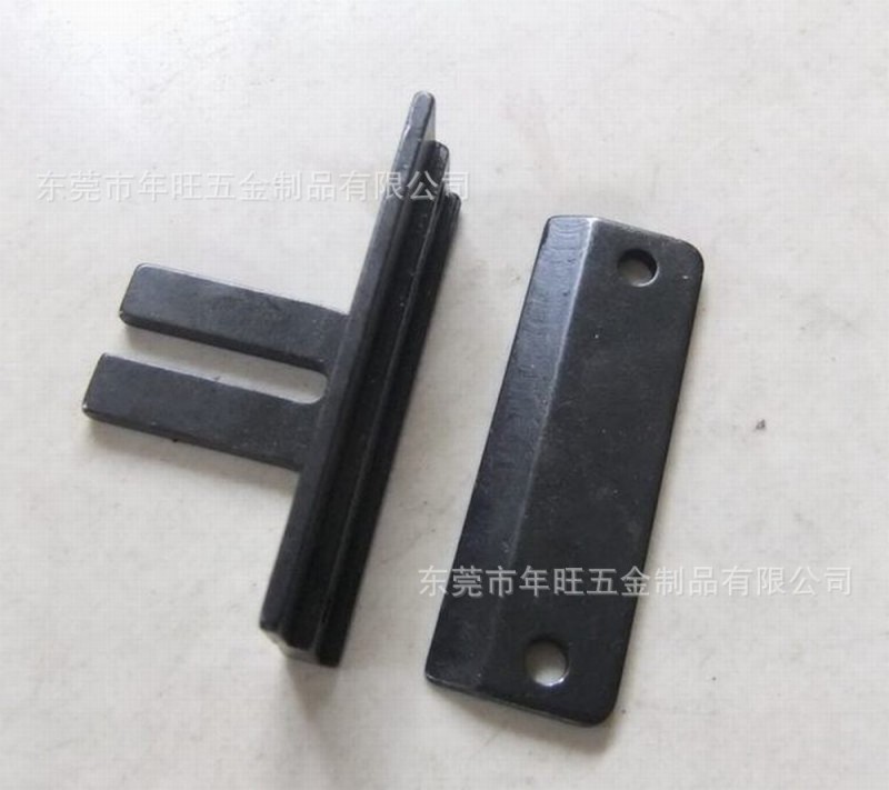 东莞专业订做 冷轧钢L折弯支架 冲压折弯支架 电泳黑色铁质支架